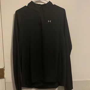Under Armour Set my zip up smooth silky shirt great for working out